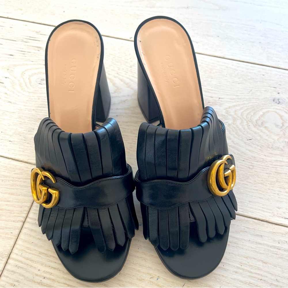 Gucci leather fringe Sandals. Lightly worn. Excellent condition